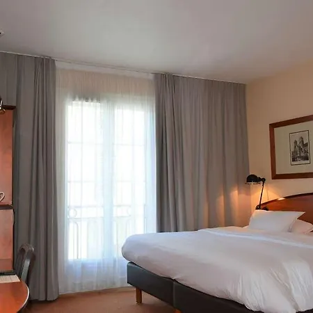 Western Royal 3* كان