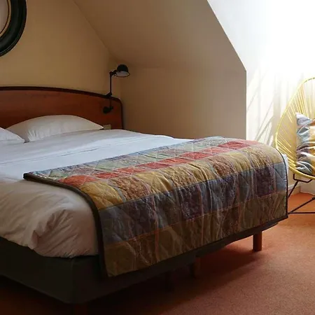 Western Royal كان