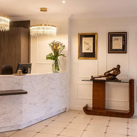 Western Royal 3* كان