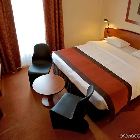 فندق Western Royal 3*