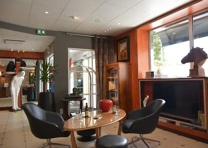 Western Royal 3* Caen