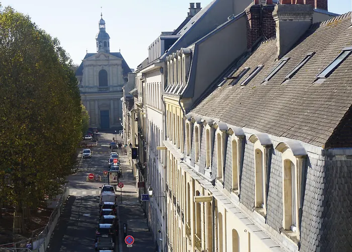 Western Royal Hotel 3*